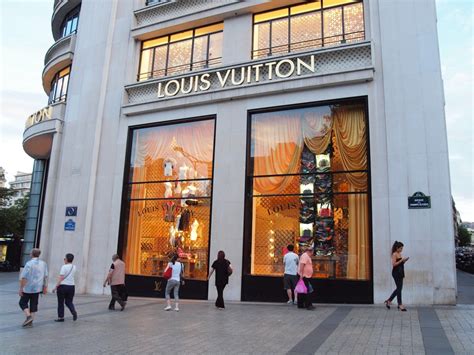 is it less expensive to buy louis vuitton in paris|louis vuitton paris store prices.